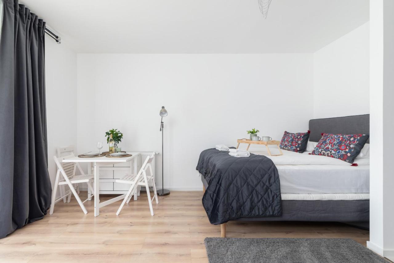 Elegant Pet-Friendly Studio In Krakow By Noclegi Renters Buitenkant foto