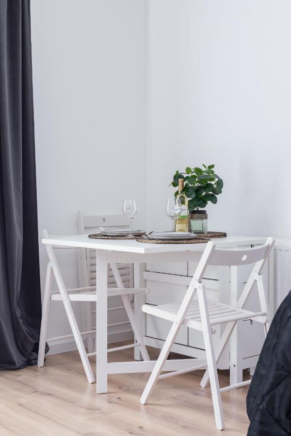 Elegant Pet-Friendly Studio In Krakow By Noclegi Renters Buitenkant foto