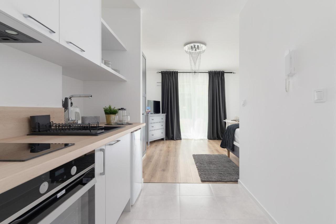 Elegant Pet-Friendly Studio In Krakow By Noclegi Renters Buitenkant foto